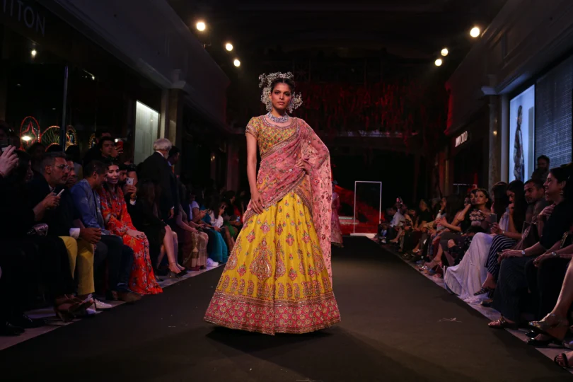 Miss inde 2020 avec pièces de créateur